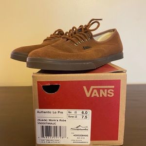 Vans Suede Laceup